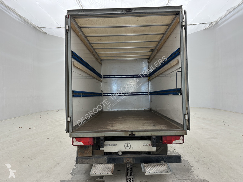 عربة نفعية Mercedes 513 CDI