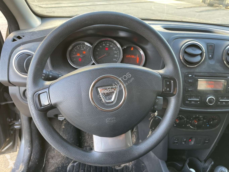 عربة نفعية Dacia