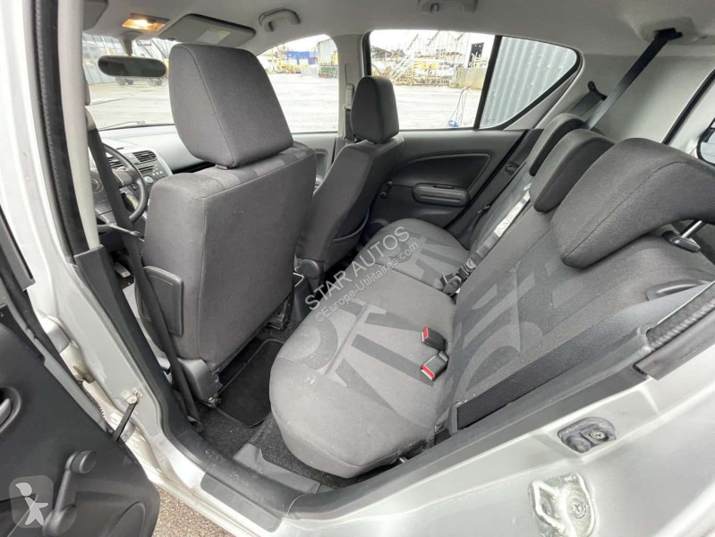 Véhicule utilitaire Opel
