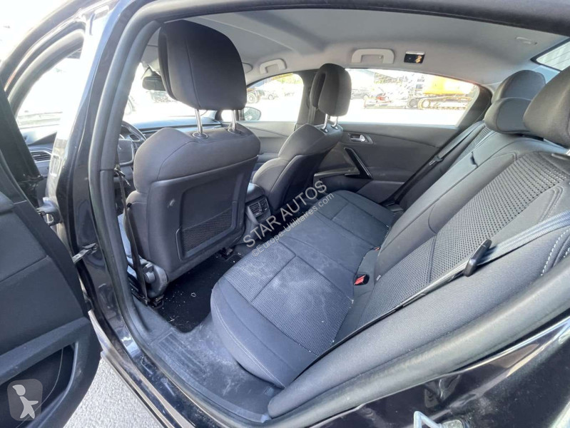 Véhicule utilitaire Peugeot