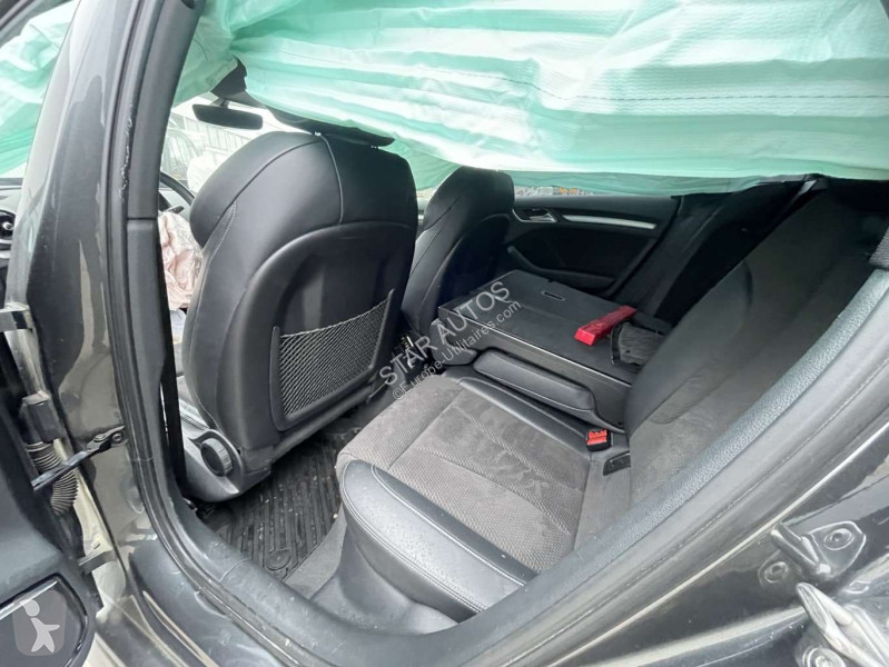 عربة نفعية Audi