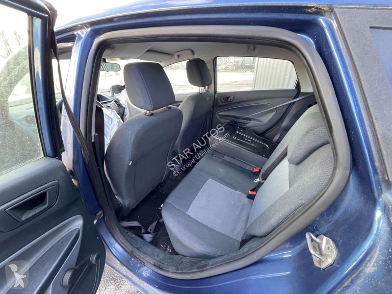 Véhicule utilitaire Ford