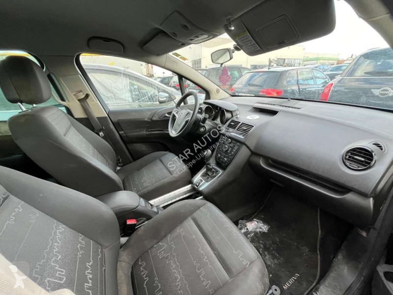 Samochód dostawczy Opel