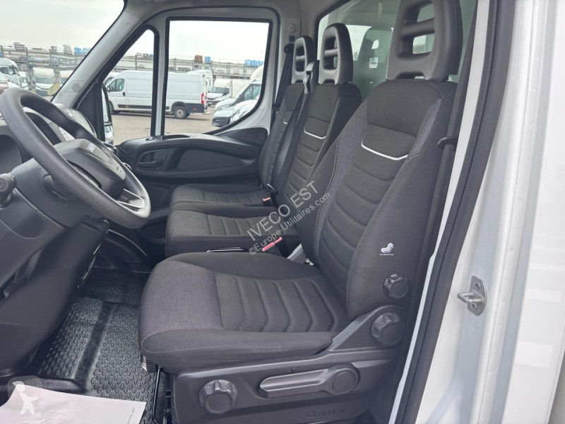 Véhicule utilitaire Iveco CCb 35 C16 - 3 litres...