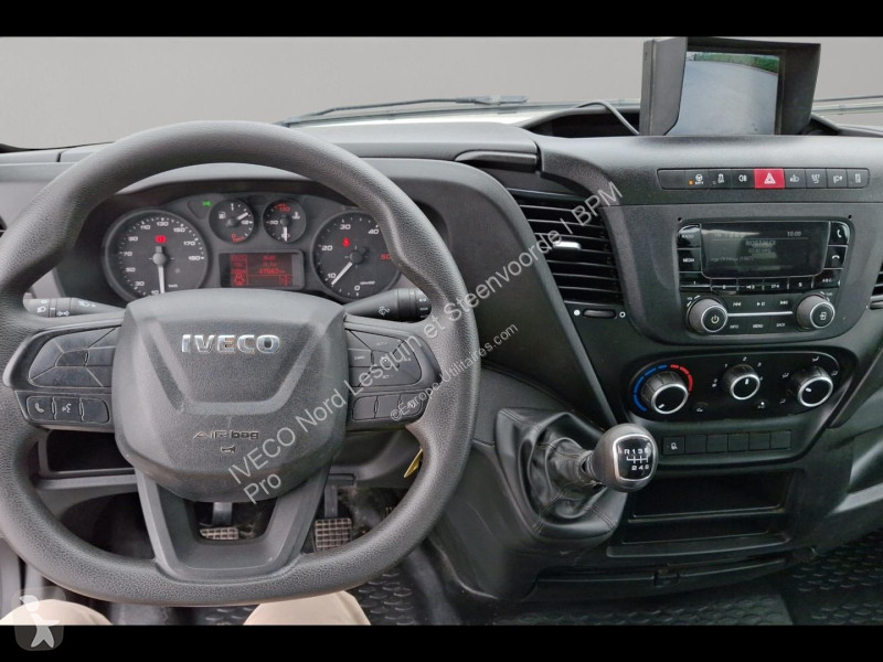 Véhicule utilitaire Iveco CCb 35C16H...