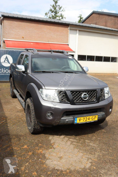 Autoutilitară Nissan
