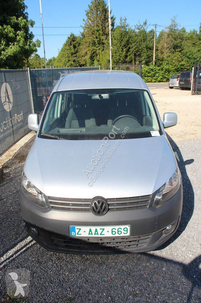 Furgoneta Volkswagen Kombi Maxi