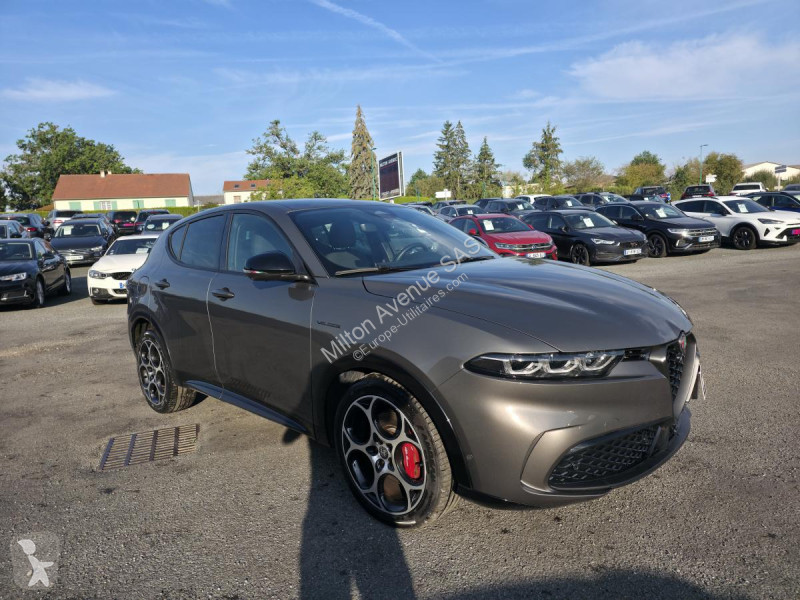 Veicolo commerciale Alfa-Roméo TONALE 1.5 mHEV...