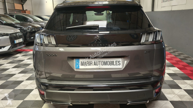 Samochód dostawczy Peugeot