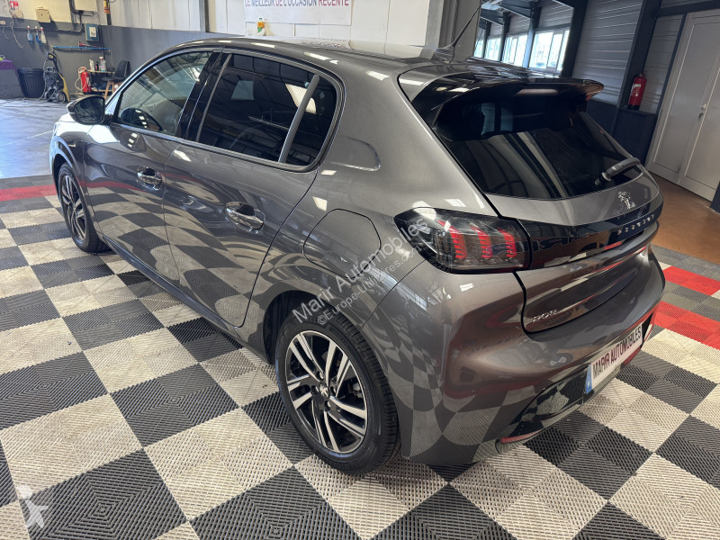Samochód dostawczy Peugeot 208