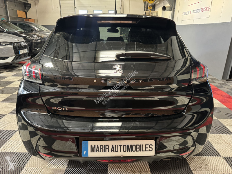 Samochód dostawczy Peugeot 208
