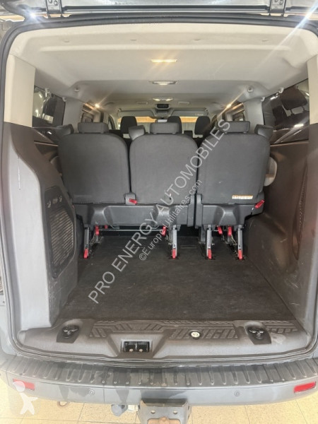 عربة نفعية Ford TOURNEO CUSTOM 300 L2H1 2.2...