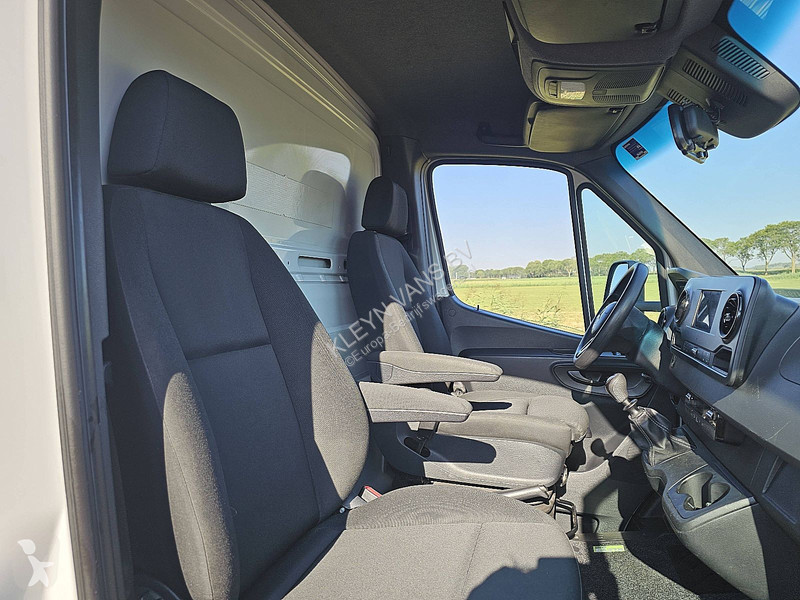Véhicule utilitaire Mercedes 516 ac carplay EURO6