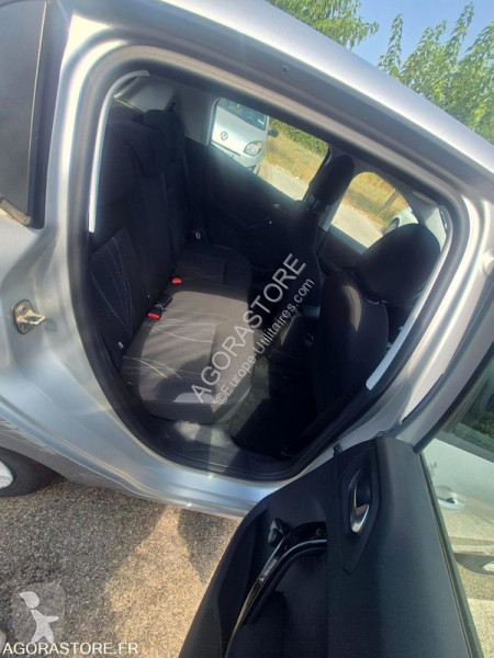 Nyttofordon Peugeot 208
