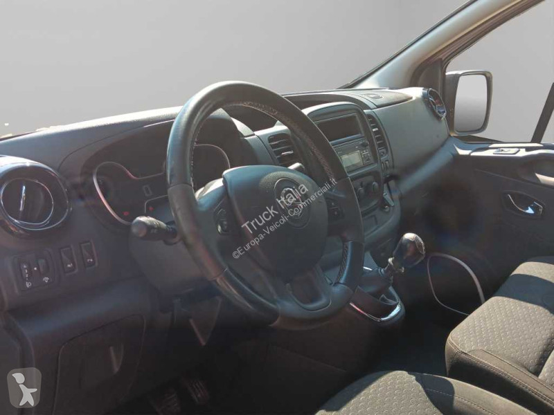 Véhicule utilitaire Opel II 29 E6 2016 - 29...