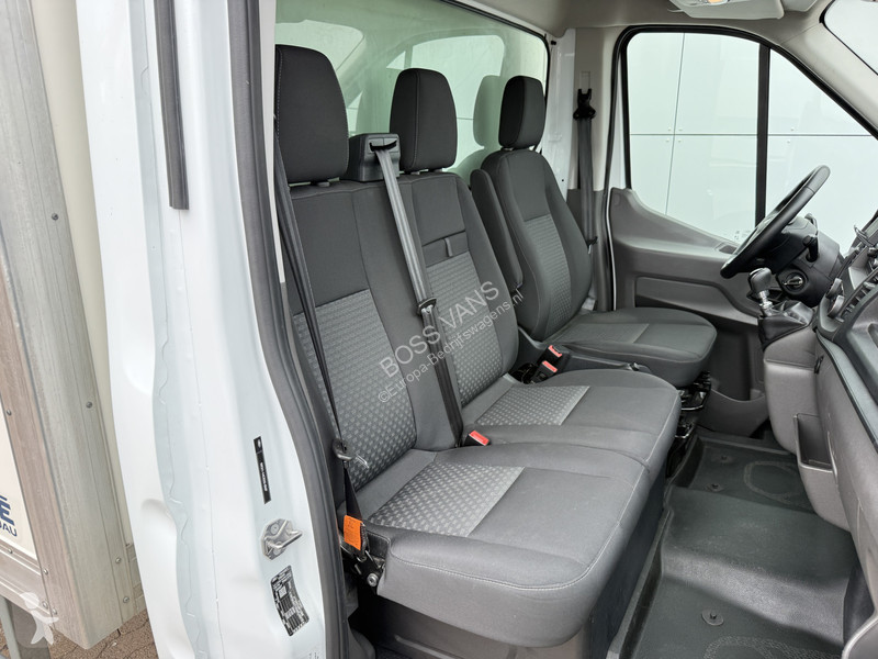 Véhicule utilitaire Ford 2.0 TDCI 130PK...