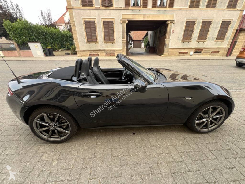 Samochód dostawczy Mazda Cabriolet (4) 2.0...