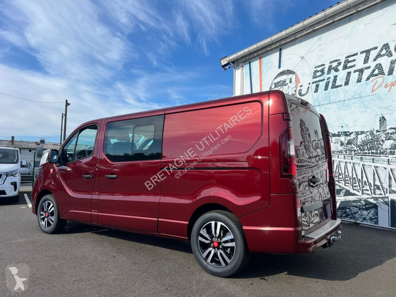 Furgoneta Renault TRAFIC III FG NEUF: CARMIN 5...
