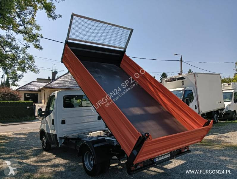 Samochód dostawczy Iveco