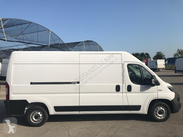 عربة نفعية Fiat Ducato 35 L3H2 2.2 mjt3 140cv...