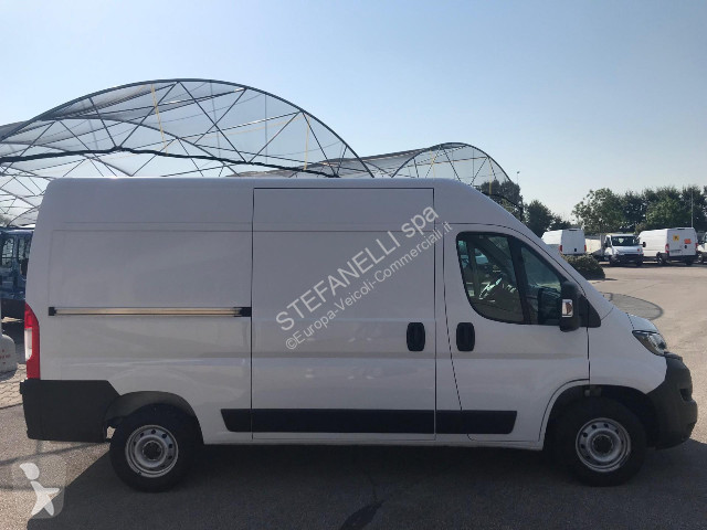 عربة نفعية Fiat Ducato 33 MH2 2.2 mjt3 120cv...