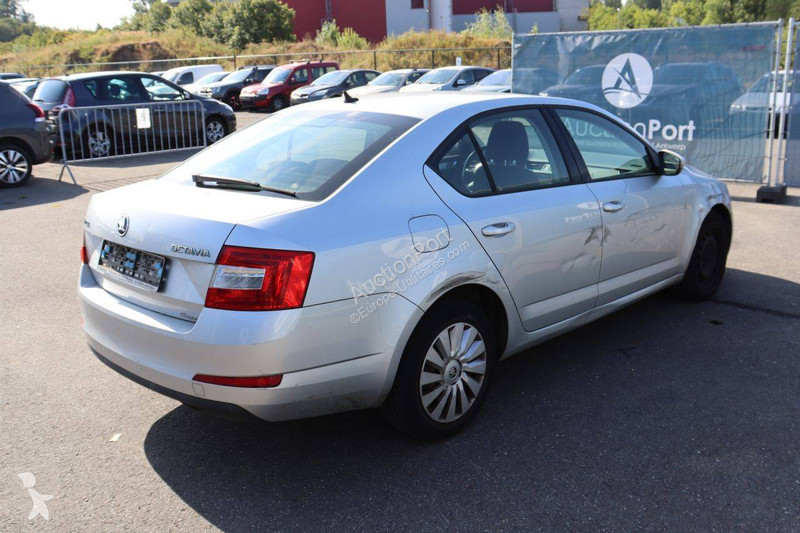 عربة نفعية Skoda