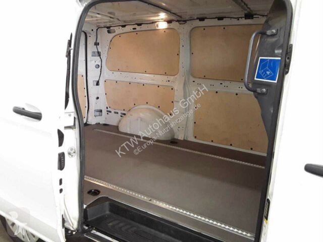 Mercedes Vito116CDI KA...