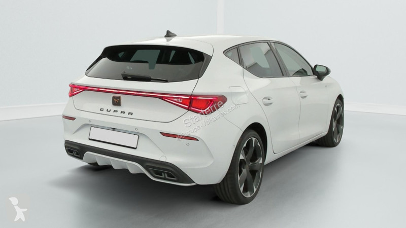 Véhicule utilitaire Cupra  LEON