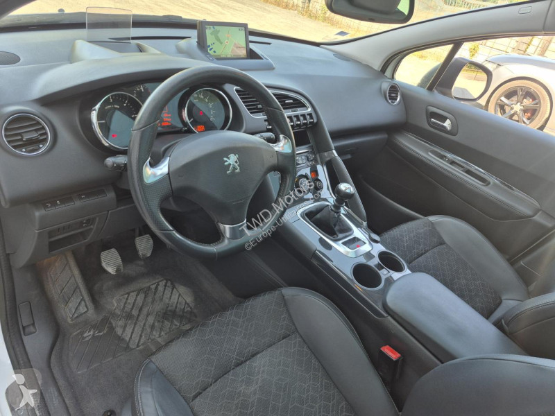 Peugeot 3008 1.6 HDi  - 115  Allure Transporter