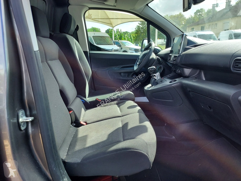 Furgoneta Peugeot PARTNER 3 PLACES M 650KG...