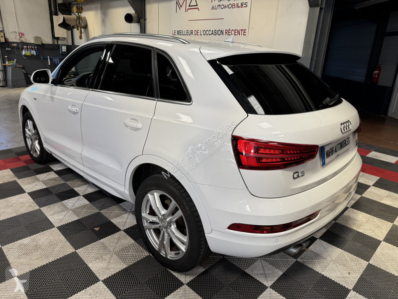 Véhicule utilitaire Audi Q3