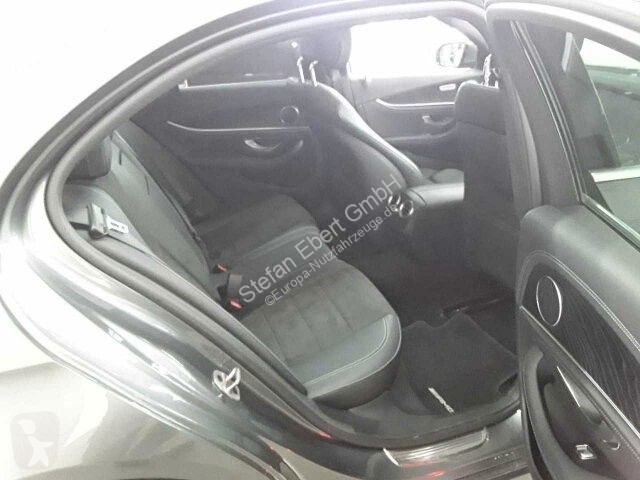 Véhicule utilitaire Mercedes E d...