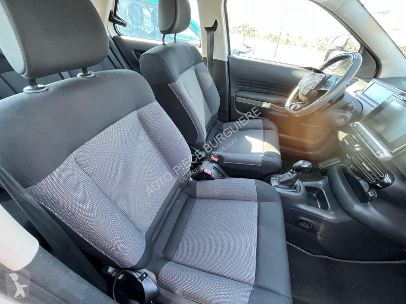 عربة نفعية Citroën cactus 1.2 VTi 82 / EM576