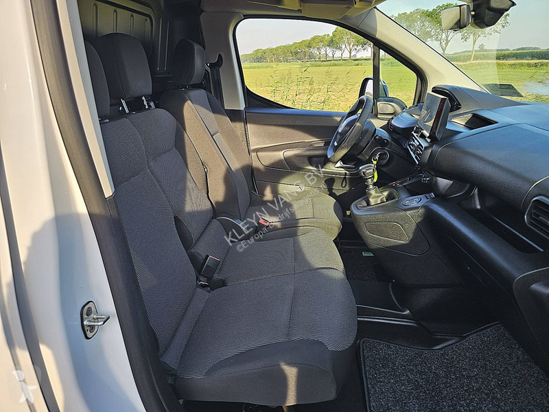 Furgoneta Peugeot 1.5 Facelift Navi 3-Zit