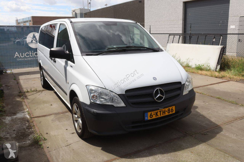 Furgoneta Mercedes