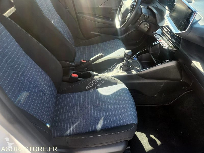 Véhicule utilitaire Peugeot 208