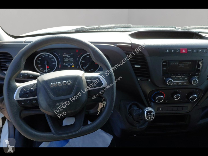 Véhicule utilitaire Iveco CCb 35C16H3.0...