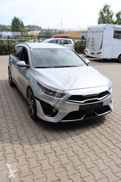 Samochód dostawczy KIA  Ceed