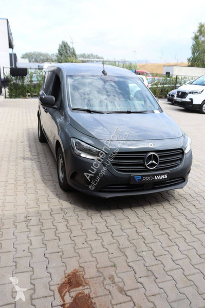 Nyttofordon Mercedes 110 CDI