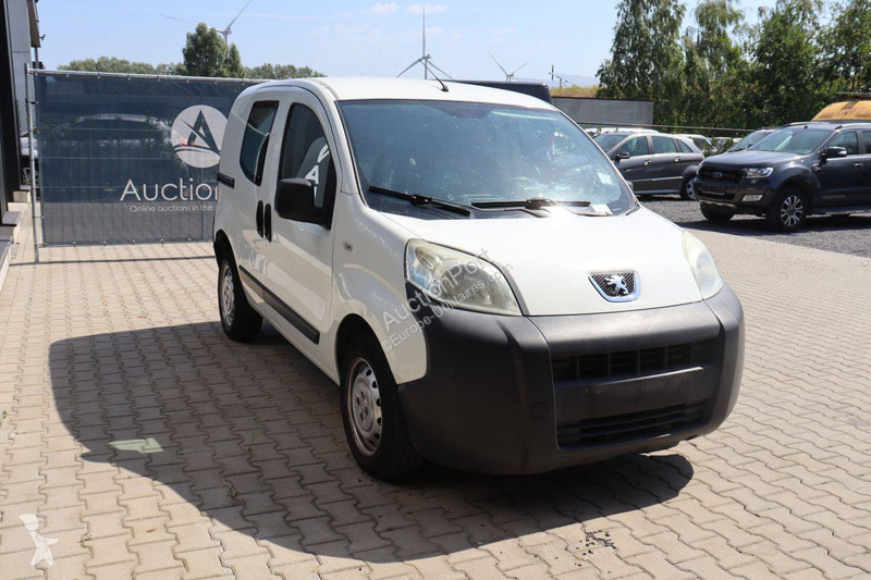 Véhicule utilitaire Peugeot