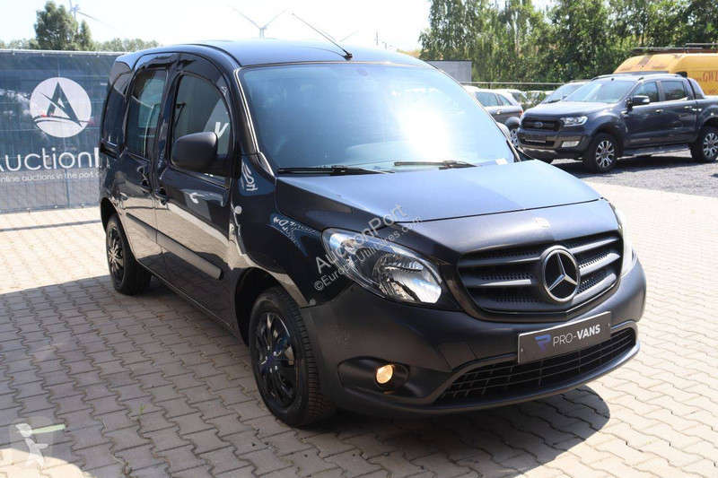Nyttofordon Mercedes 109 CDI