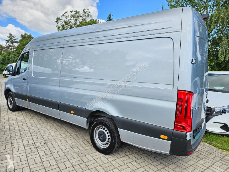 Mercedes 317 CDI...