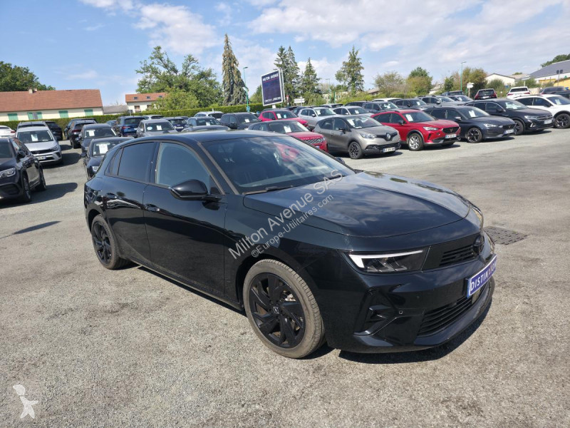 Véhicule utilitaire Opel ASTRA Hybrid - 180 -...