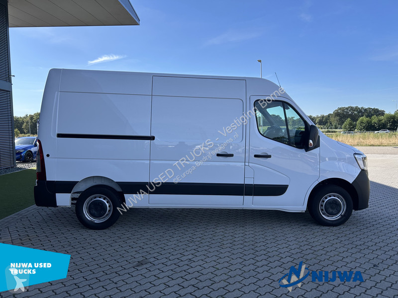 Furgoneta Renault T33 135 L2H2 Navigatie +...