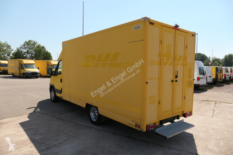 Véhicule utilitaire Iveco Daily 35 S11 C30C...