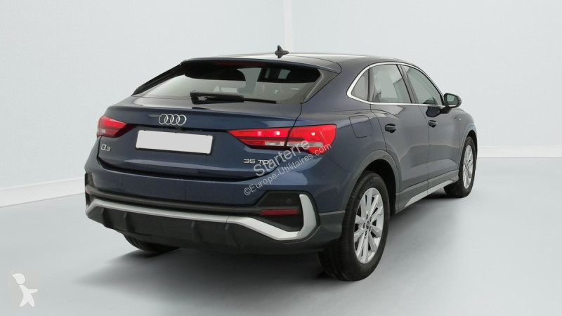 Audi Q3 Transporter