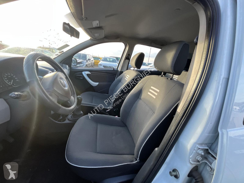 عربة نفعية Dacia 1.5 DCi 75 / BZ529