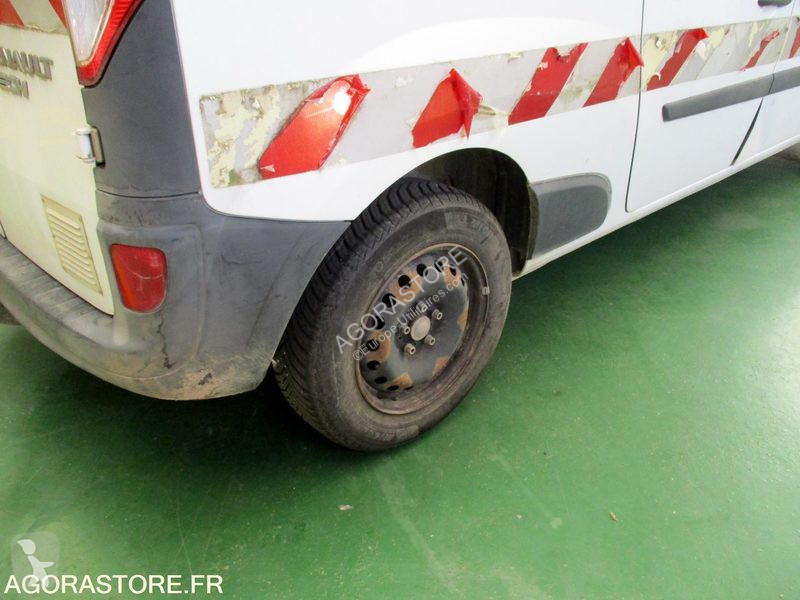 عربة نفعية Renault KANGOO