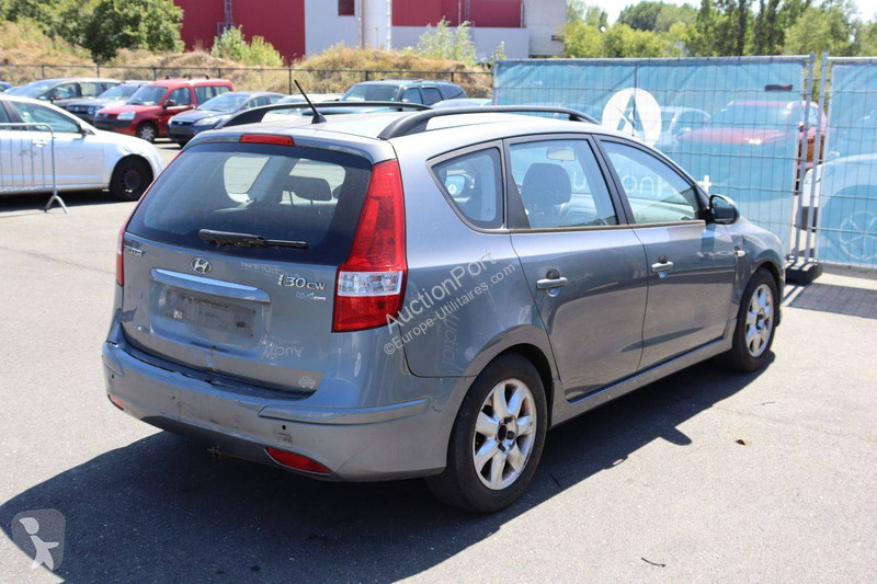 Samochód dostawczy Hyundai  I30CW