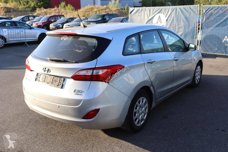 Samochód dostawczy Hyundai i30